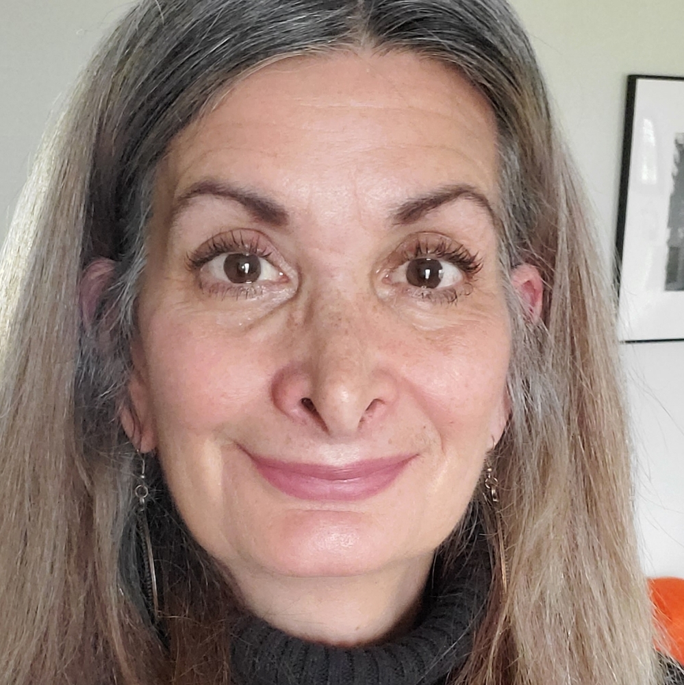 Meet your Posher, Deborah